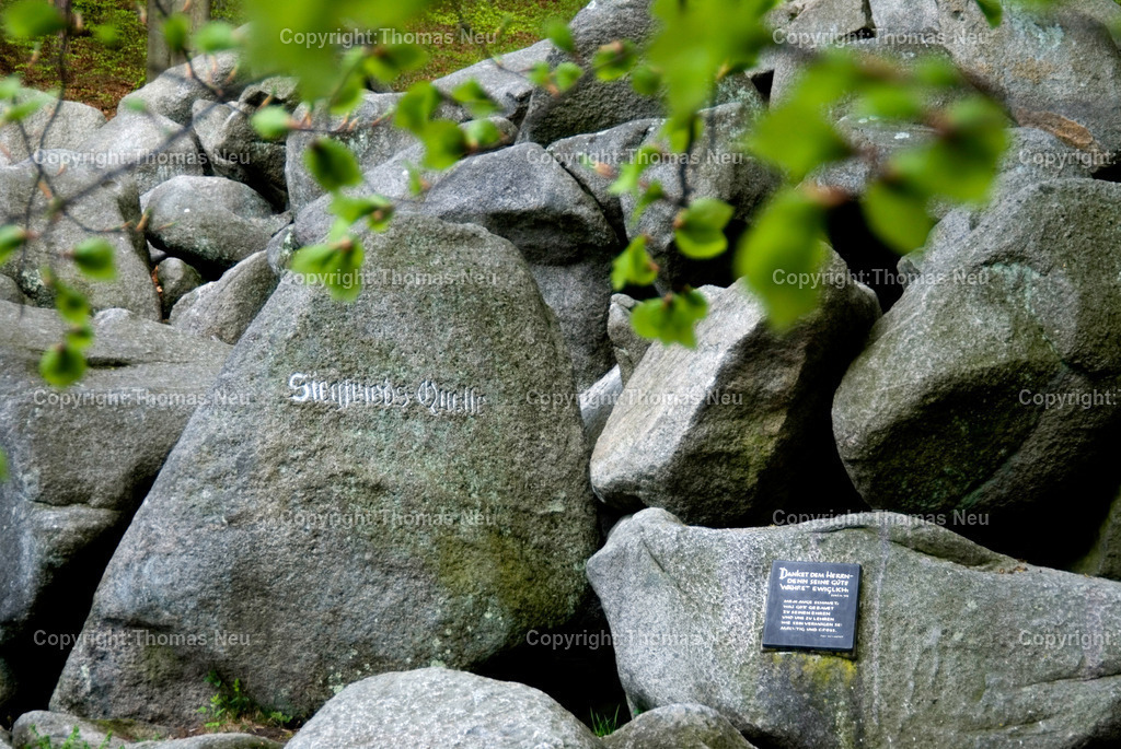 siegfrieds-quelle-nibelungensage-siegfried-hagen-felsenmeer-reichenbach-odenwald | Lautertal, Felsenmeer, Reichenbach, ,, Bild: Thomas Neu