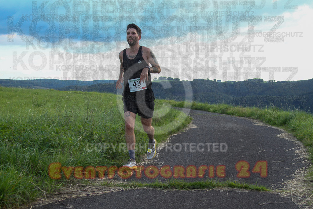 230804_1858_EV4_3917 | Sportfotografie im Rhein-Sieg Kreis, Köln, Bonn, NRW, Rheinland Pfalz, Hessen, etc. Unser Tätigkeitsfeld umfasst den Laufsport vom Volkslauf über den Marathon, Duathlon, Triathon bis zum Ultralauf wie Kölnpfad Ultra oder Schindertrail.