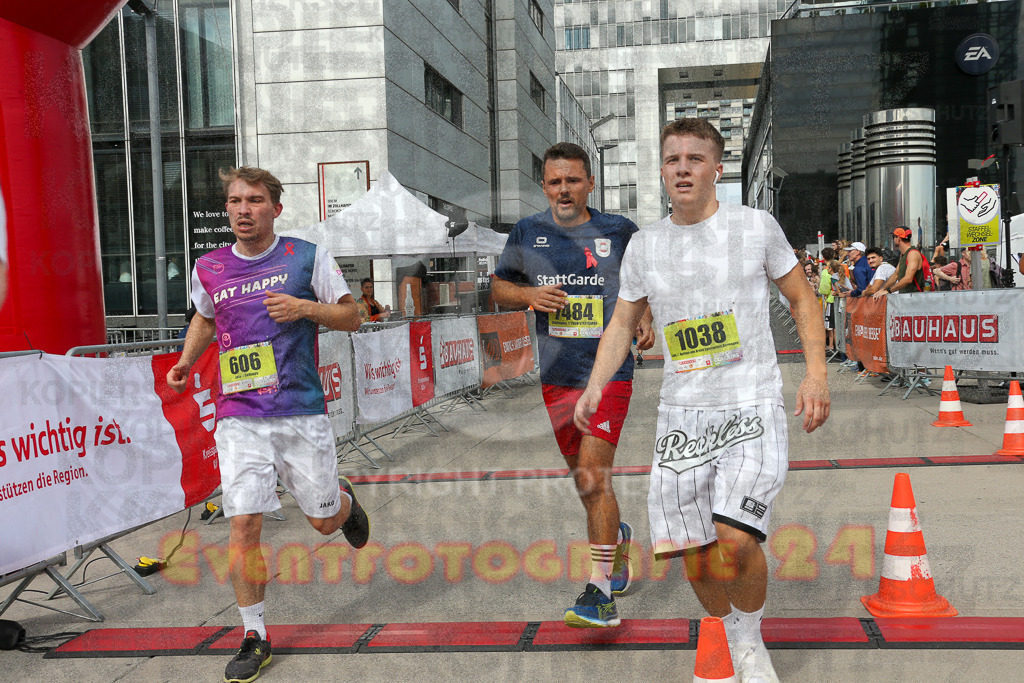 250920_1326_EX1_4555 | Sportfotografie im Rhein-Sieg Kreis, Köln, Bonn, NRW, Rheinland Pfalz, Hessen, etc. Unser Tätigkeitsfeld umfasst den Laufsport vom Volkslauf über den Marathon, Duathlon, Triathon bis zum Ultralauf wie Kölnpfad Ultra oder Schindertrail.