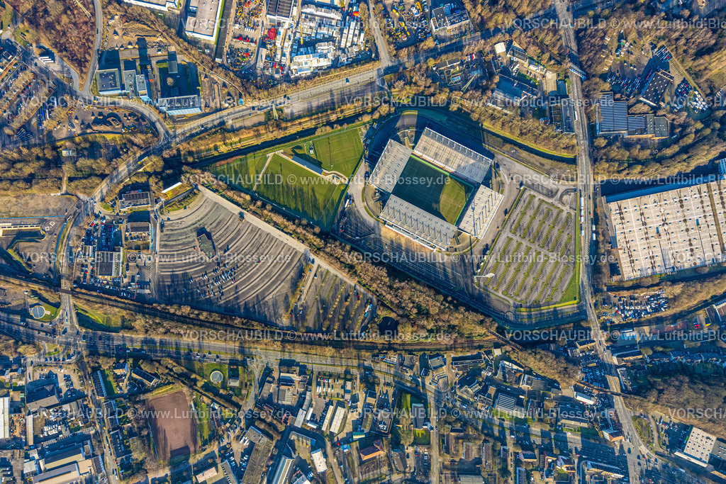 Essen241201579RWE-StadionAnDerHafenstrasse | Luftbild, Fußballstadion an der Hafenstraße des Clubs Rot-Weiss Essen,3. Bundesliga , Essen-Borbeck, Tribünen, ,Essen, Ruhrgebiet, Nordrhein-Westfalen, Deutschland