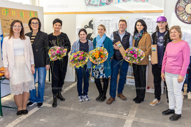 Hackathon - Tag 2 | Bildershop von pixelworld.at - Realisiert mit Pictrs.com