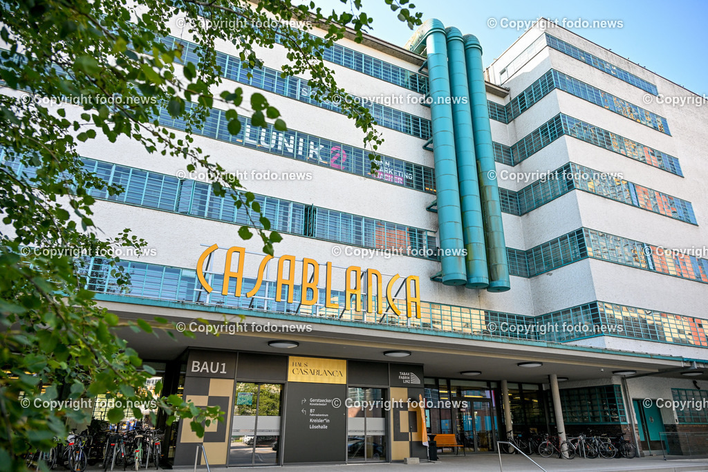 Linz_ Tabakfabrik Linz_ 12.08.2025-12 | 12.08.2025, LINZ, AUT, Tabakfabrik Linz, im Bild Themenbild, Tabakfabrik Linz, Moderne Base, Kreativzentrum, Linz, Oberoesterreich, Architektur, Industriekultur, Innovation, Co-Working, Start-ups, Kunst, Design, Digitalisierung, Veranstaltungen, Ausstellungen, Urbaner Raum, Netzwerken, Makerspace, Gruenderszene, Community, Transformation, Begegnungsort, Kreativwirtschaft, Zukunftsprojekt, Denkfabrik, Grand Garage, Symbolbild, Feature