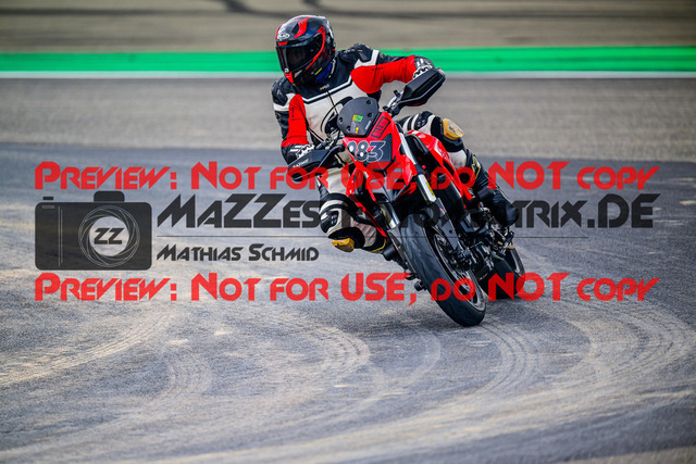 MaZZes_FotoMatrix_240910_6007705_2161 | GRUEN