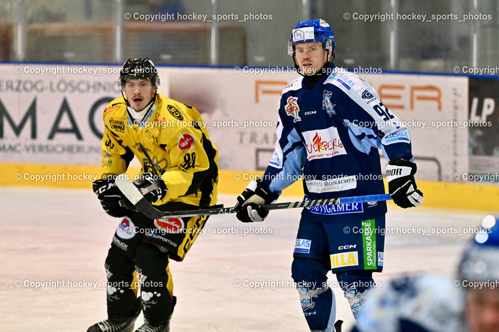 ESC Steindorf vs. MET PHOTOVOLTAIK HORNETS SPITTAL | #90 Ogertschnig Joshua EC Hornets Spittal, #92 Ratz Patrick ESC Steindorf, ESC Steindorf vs. MET PHOTOVOLTAIK HORNETS SPITTAL, ESC Steindorf vs. MET PHOTOVOLTAIK HORNETS SPITTAL am 26.10.2024 in Steindorf (Ossiachersee Halle), Austria, (Photo by Bernd Stefan)