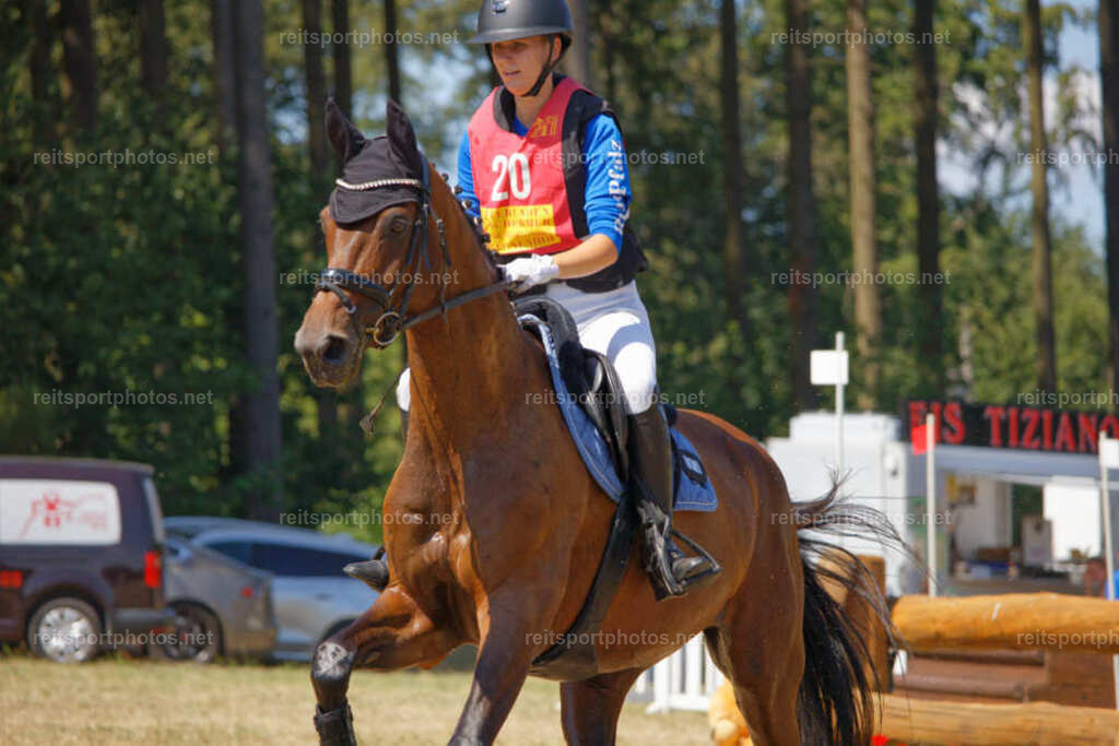JHE_3530 | JoYa Fotografie - Realisiert mit Pictrs.com