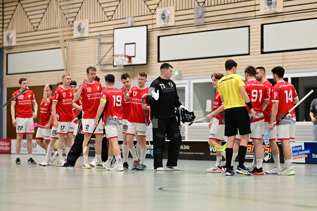 Floorball I Herren I Saison 2024-2025 I 2. FBL Herren Nord-West I 12. Spieltag I MTV Mittelnkirchen - SSF Dragons Bonn II I 036961 | Der Sportfotograf. - Realisiert mit Pictrs.com