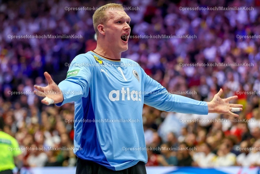 EHF17012602018 | 17.01.2026, Handball, Men's EHF EURO 2026, Deutschland - Serbien, Jyske Bank Boxen in Herning, Dänemark, Preliminary Round:  David Späth (Germany #01) jubelnd