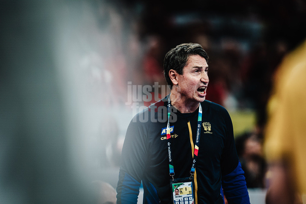 Handball | Herren | EHF EURO 2024 | European Championshop Men 2024 Final Tournament | Dänemark vs. Schweden | 19.01.2024 | Trainer Glenn Solberg (Schweden, SWE)