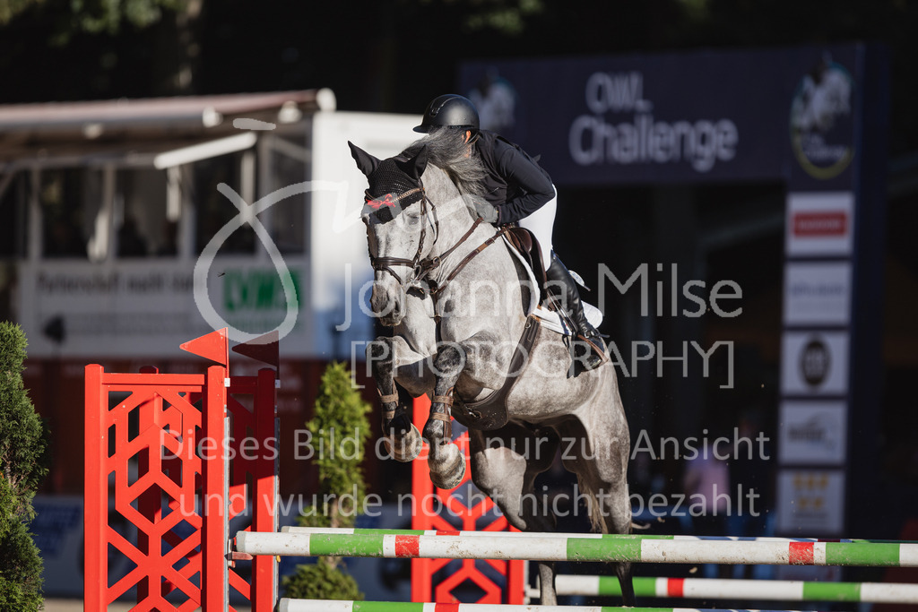 230908_OWLCh_AmateurM-216 | Deine schönsten Turniermomente als professionelle Fotos! Entdecke hochwertige Pferdesport-Fotografie im Online-Shop. Jetzt Fotos finden & bestellen!