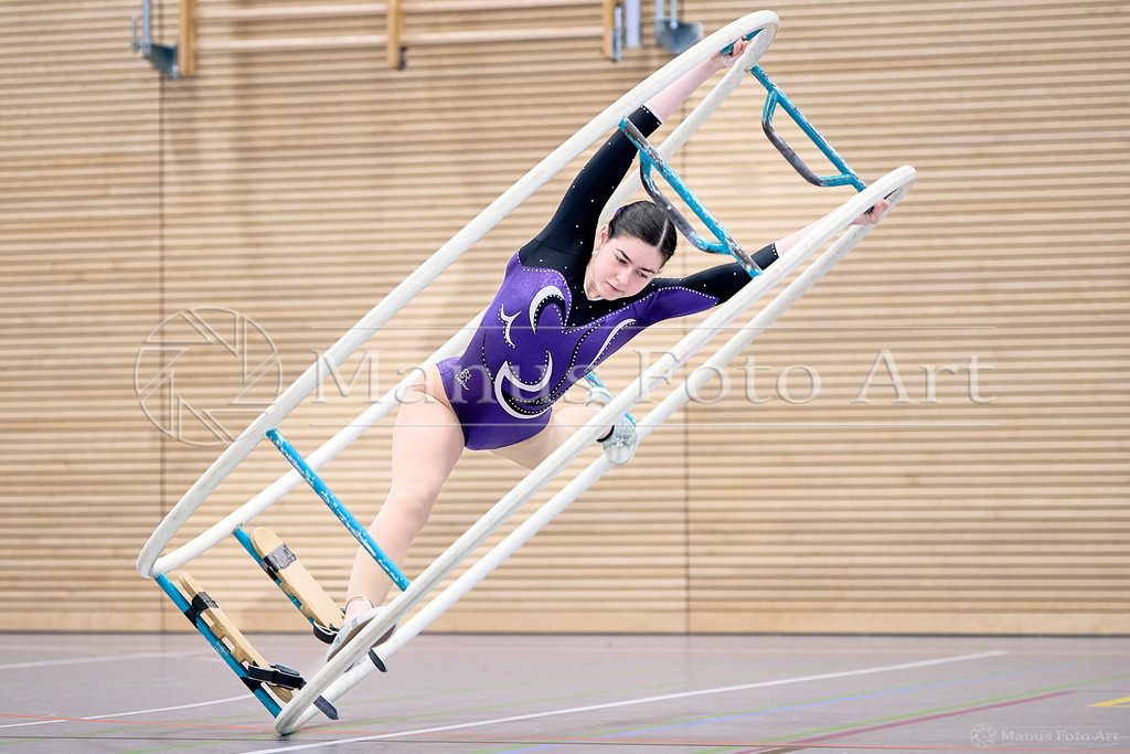 B-DSC05915 | Professionelle Sportfotografie in Hamburg, Schleswig-Holstein und Niedersachsen – spezialisiert auf Rhönrad, Geräteturnen, Leistungsturnen und rhythmische Sportgymnastik. Bundesweite Begleitung von Rhönrad-Events. Jetzt Sport-Fotos - Realisiert mit Pictrs.com