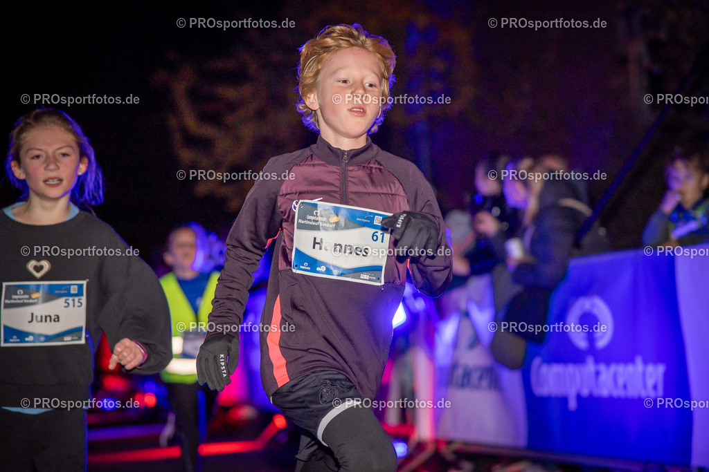 Martinslauf Sindorf 2023 in Kerpen-Sindorf, 09.11.2023 | Impressionen vom Martinslauf Sindorf 2023 am 09.11.2023 in Kerpen-Sindorf (Nordrhein-Westfalen).