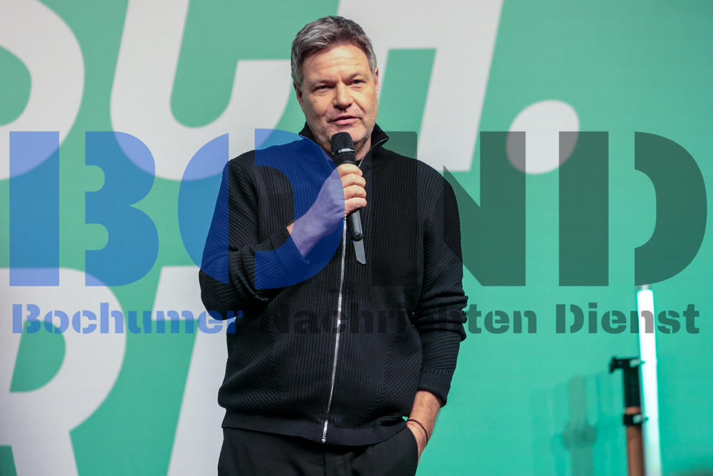 SES_HABBOC20250203-25 | bond - Realisiert mit Pictrs.com