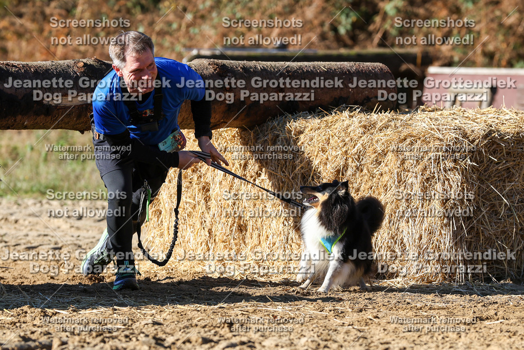 Dog Paparazzi - Strongdog 10-25-2497 | Dog Paparazzi Jeanette Grottendiek Fotografie & Videografie - Realisiert mit Pictrs.com