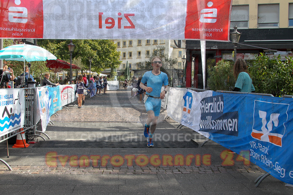 250824_1148_EV4_9065 | Sportfotografie im Rhein-Sieg Kreis, Köln, Bonn, NRW, Rheinland Pfalz, Hessen, etc. Unser Tätigkeitsfeld umfasst den Laufsport vom Volkslauf über den Marathon, Duathlon, Triathon bis zum Ultralauf wie Kölnpfad Ultra oder Schindertrail.