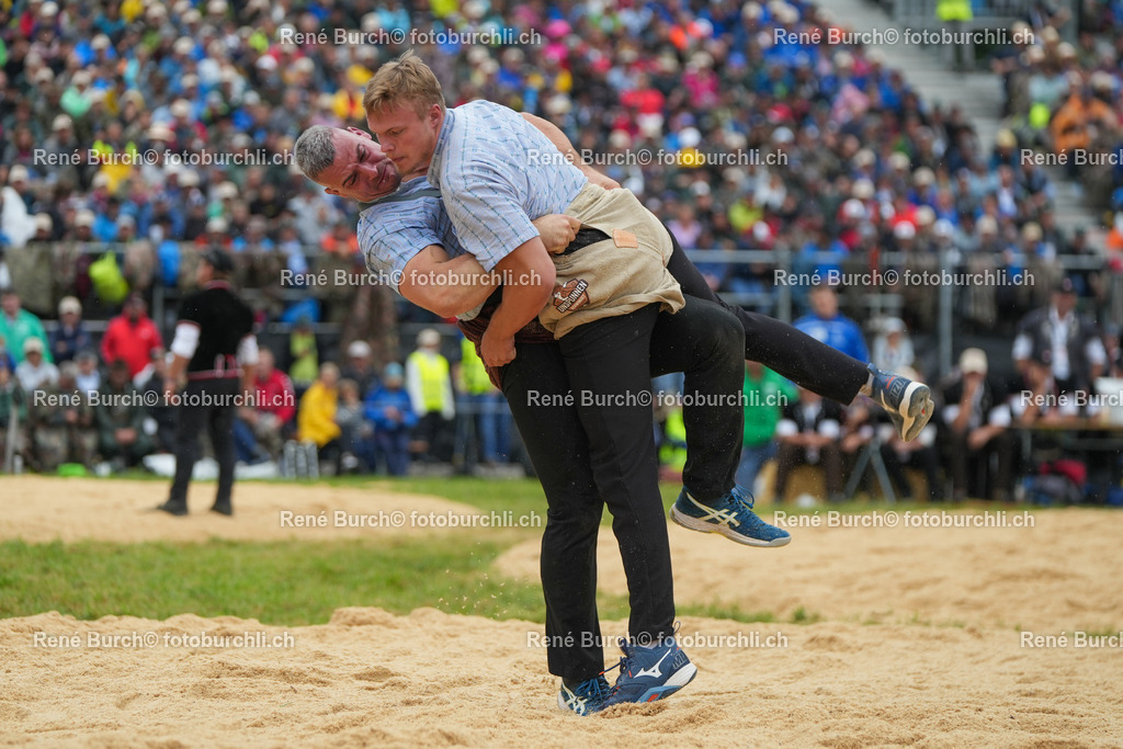 87 | René Burch leidenschaftlicher Fotograf aus Kerns in Obwalden.  Hier finden sie Sport, Landschaft und Natur Fotografie.
 - Realisiert mit Pictrs.com