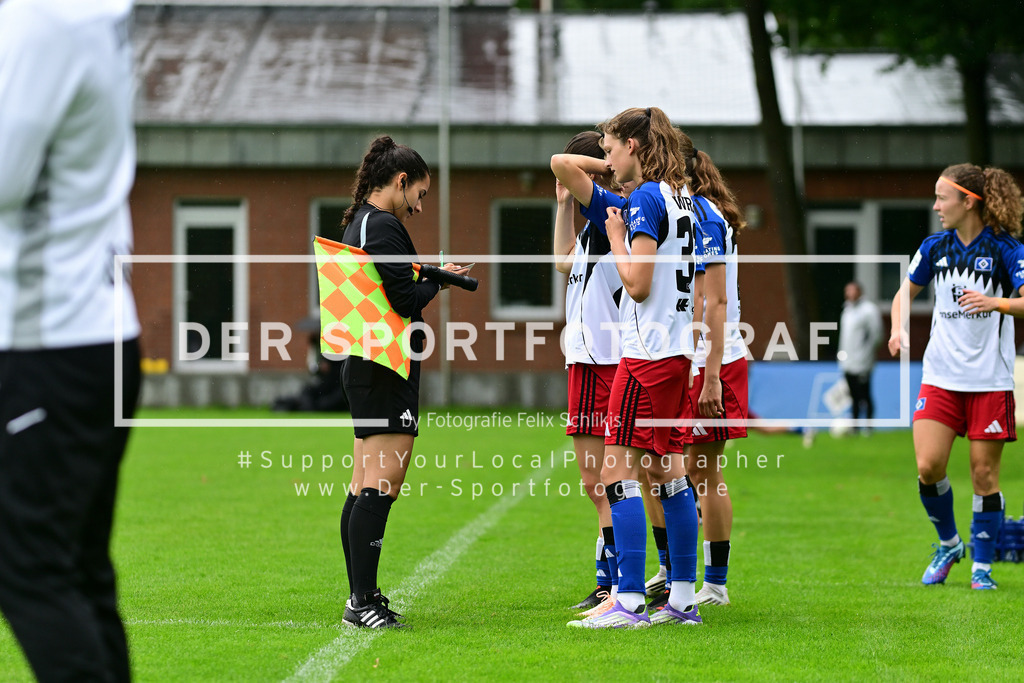 Fußball I Frauen I Saison 2025-2026 I Testspiel I Hamburger SV - FC Viktoria 1889 Berlin I 19372 | Der Sportfotograf. - Realized with Pictrs.com