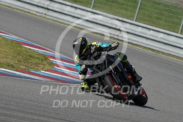 2024_05_04_PBK_21812 | Sportfotografie; SlowMotion; Video; Rennstrecke; Hafeneger; Speer; Racing; RSE; BMW; CBO; Trackday; Motorsportarena; Hockenheimring; Brno; Most; Barcelona; Valencia