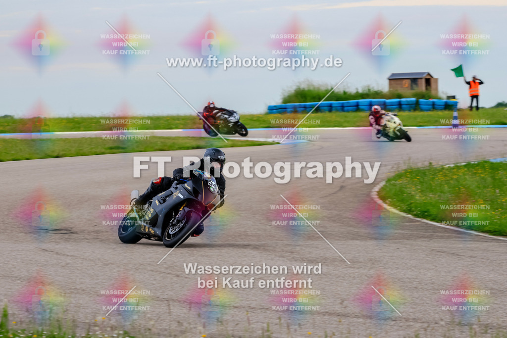 MotoTeam-1878 | Hier findet Ihr Bilder von Touristenfahrten auf der Nürburgring Nordschleife oder von anderen Veranstaltungen die ich besucht habe. Viel Spass beim Durch Schauen 