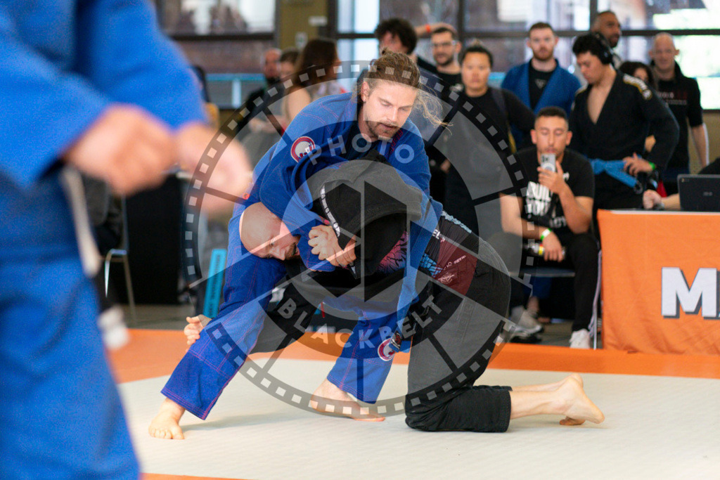 20240915PBB1423 | Athletes compete during the Grappling Industries’ grappling and Brazilian jiu-jitsu competition in Berlin, on September 15, 2024.