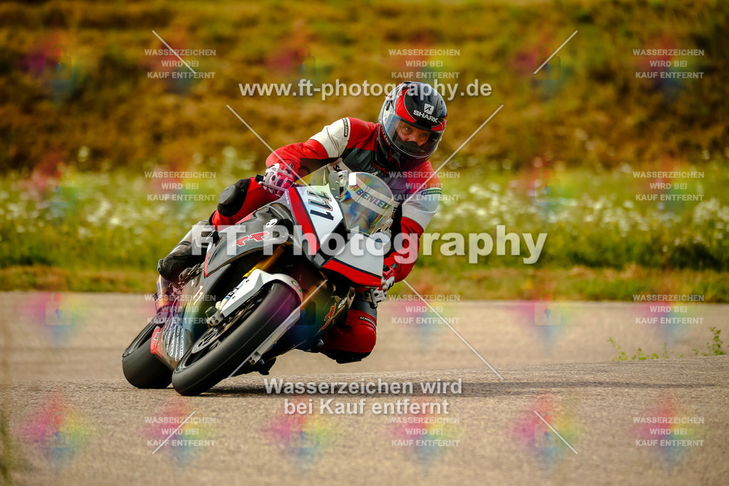 Chambley Juli-0706 | Hier findet Ihr Bilder von Touristenfahrten auf der Nürburgring Nordschleife oder von anderen Veranstaltungen die ich besucht habe. Viel Spass beim Durch Schauen 