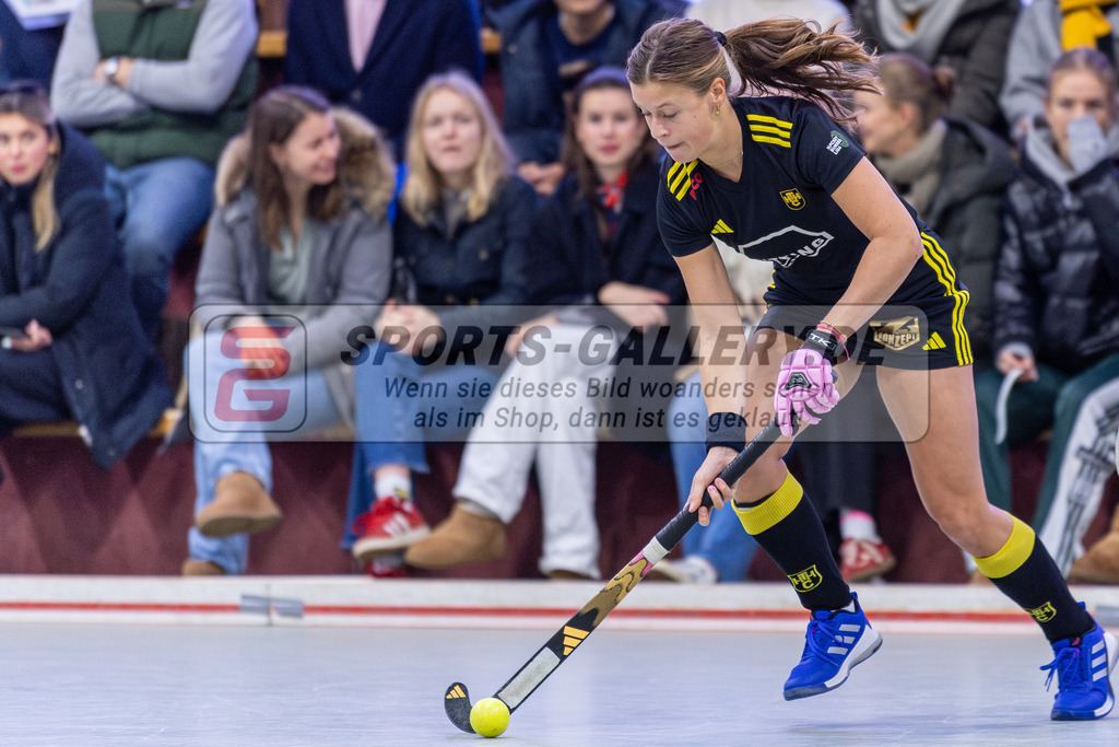 SM_2025-01-12_wD5_-13 | 1.Bundesliga Hallenhockey  (W) UHC - HTHC / 2:3 (2:1)