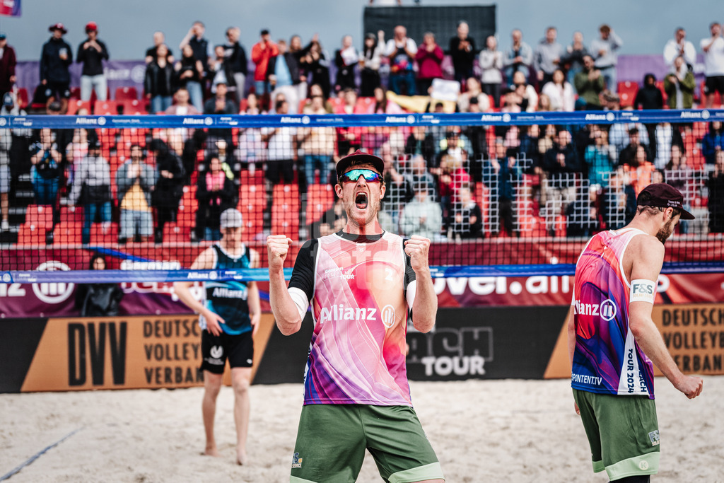 Beachvolleyball | Männer | German Beach Tour 2024 | Tourstop Düsseldorf | 18.05.2024 | Yannick Harms jubelt nach dem Sieg