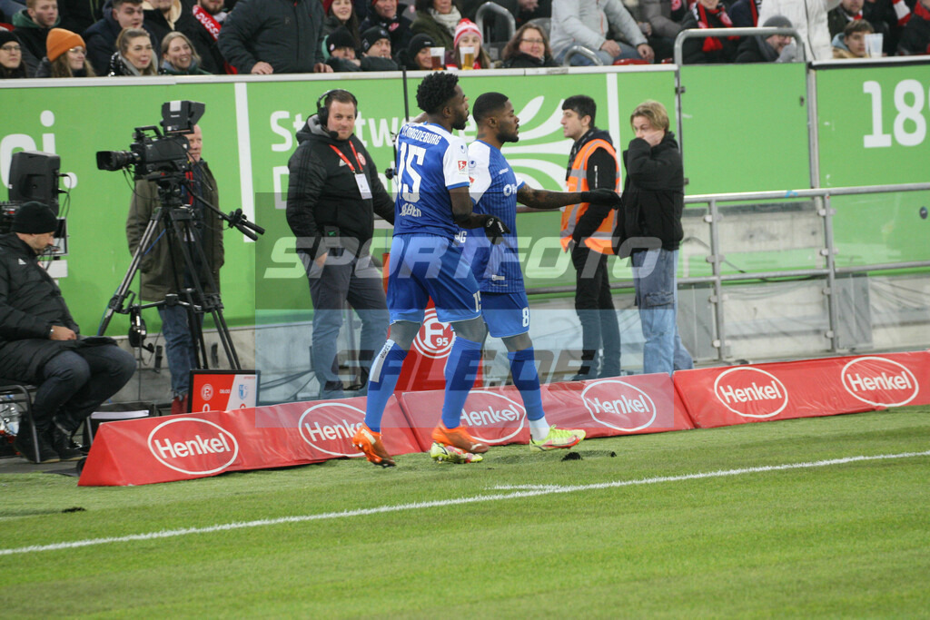 Fortuna Düsseldorf - 1. FC Magdeburg | Moritz Kawrteng und dahinter Daniel Heber -  © Sportfoto-Sale (MK) - Realisiert mit Pictrs.com