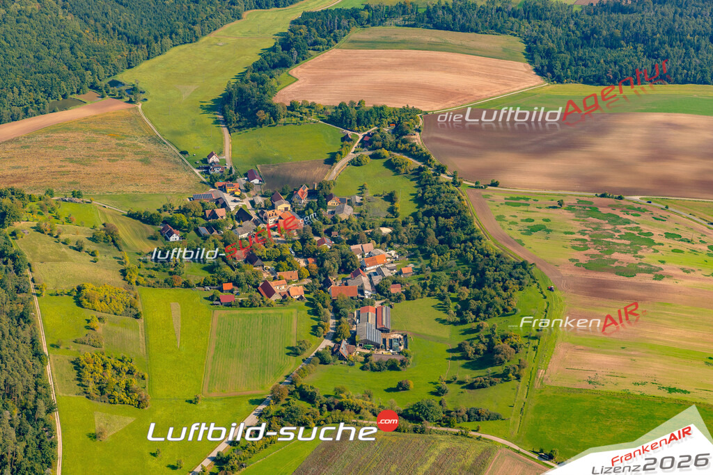 Limbach Obernzenn Bild- Das Luftbild wurde 2025 vom UL-Flugzeug heraus erstellt ( keine Drohne ) - Hochauflösende Luftaufnahme -Nicht vergleichbar mit Google Maps oder Satelittenbilder- Die Geschenkidee !Mit Lizenz und Bildrechte bestellbar