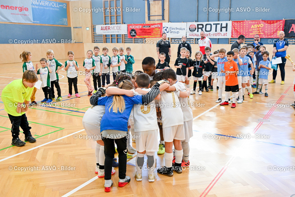 ASVÖ_ Fussballturnier SV Gallneukirchen_ 08.02.2025-141 | 08.02.2025, Gallneukirchen, AUT, ASVÖ, Fussball Nachwuchs Hallenturnier 2025, SV Gallneukirchen im Bild Teilnehmer U 7©Harald Dostal / fodo.media - Realisiert mit Pictrs.com