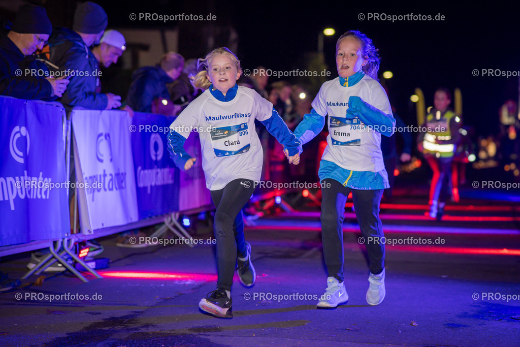 Martinslauf Sindorf 2023 in Kerpen-Sindorf, 09.11.2023 | Impressionen vom Martinslauf Sindorf 2023 am 09.11.2023 in Kerpen-Sindorf (Nordrhein-Westfalen).