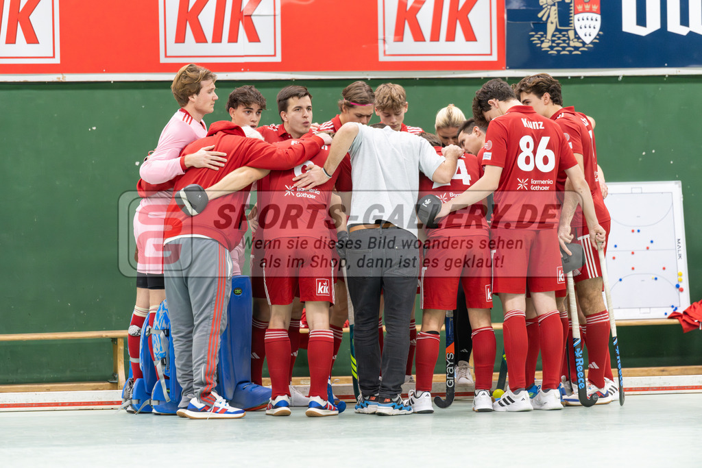 SFE_20251213_0007 | Köln, Deutschland, 13.12.2025:  Hockey 1. Bundesliga Herren Rot-Weiss - DSD Düsseldorf im KTHC Stadion Rot-Weiss Köln Tennis and Hockey Club am 13.12.2025 in Köln, Deutschland. (Foto von Fehrmann)Köln, Germany, 13.12.2025: Hockey 1. Bundesliga Herren Rot-Weiss - DSD Düsseldorf in KTHC Stadion Rot-Weiss Köln Tennis and Hockey Club at 13.12.2025 in Köln, Deutschland. (Foto from Fehrmann)