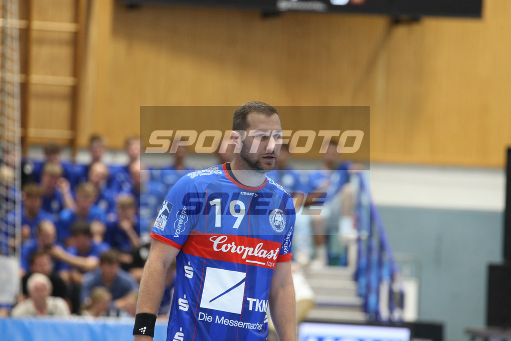 Bergischer HC - TSV Hannover-Burgdorf | Tomas Babak -  © Sportfoto-Sale (MK) - Realisiert mit Pictrs.com
