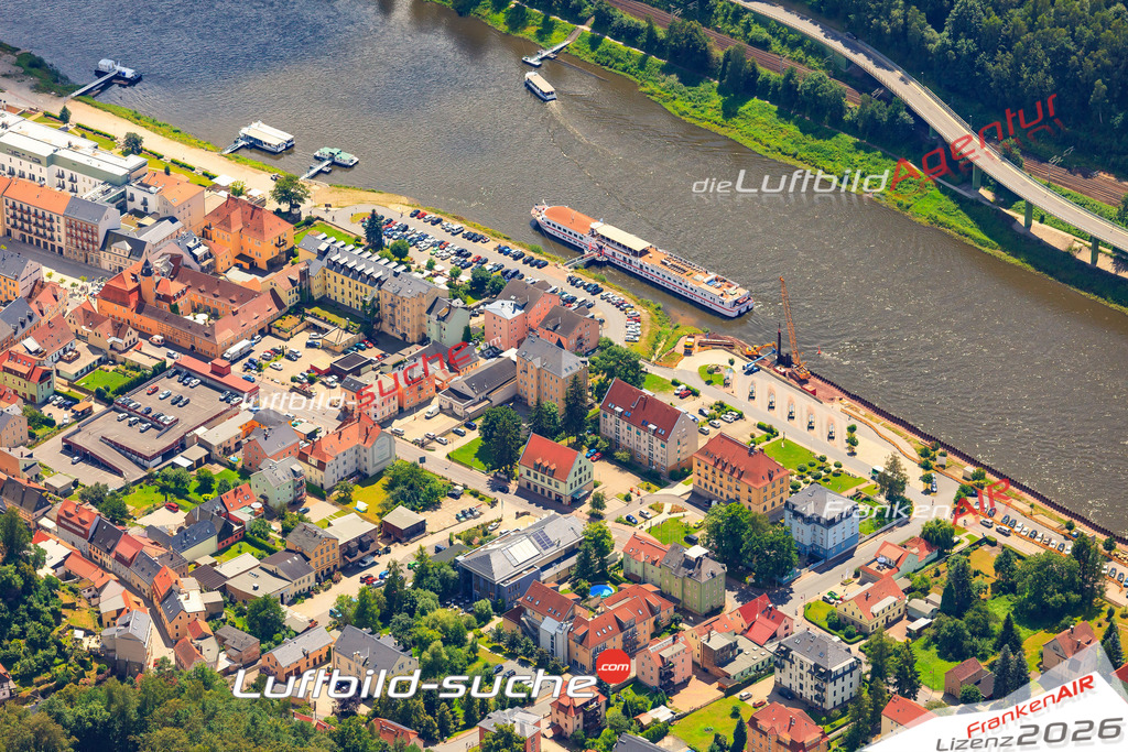 Die Luftaufnahme der Stadt Bad Schandau wurde vom UL-Flugzeug heraus erstellt ( keine Drohne )- hohe Auflösung für beste Qualität