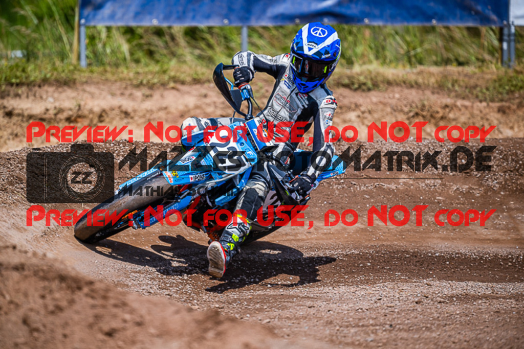 MaZZes_FotoMatrix_220619_2335 | S2