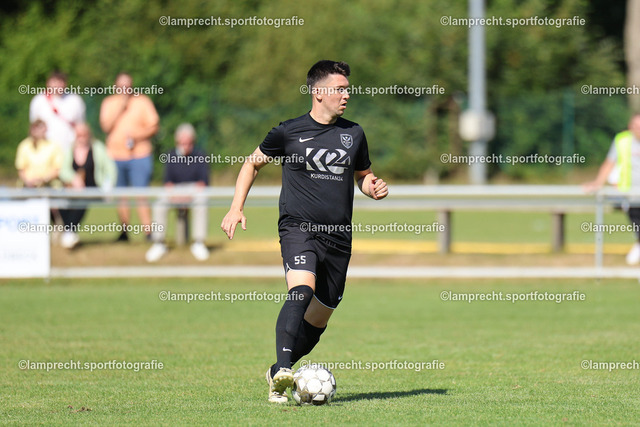 Fußball I Herren I Saison 2025-2026 I Verbandsliga Süd I 7. Spieltag I SV Schackendorf - SV Azadi Lübeck I 06.09.2025.022 | David Senghore (55, SV Azadi Lübeck) - Realisiert mit Pictrs.com