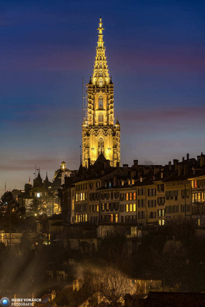 Bern_0022 | Alle Bilder von Heinz Vonäsch Fotografie können alle zu günstigen Preisen gekauft werden! Download der Bilder, Ausdrucke, Postkarten, Tassen T-Shirts, Kalender, Alu- Dibond usw. - Realisiert mit Pictrs.com