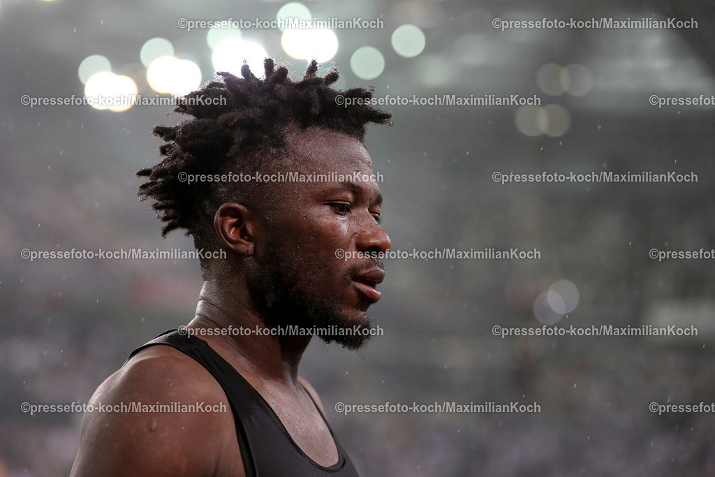 DMG23082402115 | 23.08.2024, 1. Fußball Bundesliga, Borussia Mönchengladbach - Bayer 04 Leverkusen, Borussia-Park, Auftaktspiel Saison 2024 2025: Edmond Tapsoba (Bayer 04 Leverkusen #12)DFB regulations prohibit any use of photographs as image sequences and or quasi-video.