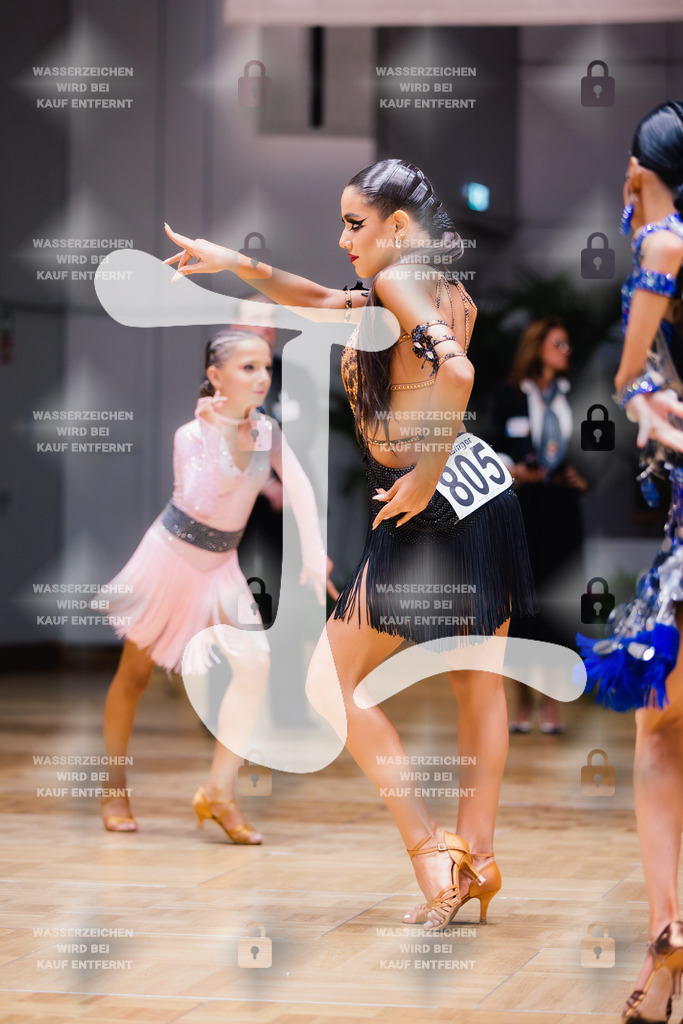 GOC 2025 - WDSF Solo Junior II Latin Female - 2025-08-21-7612 | Webshop for digital downloads and prints of dance sport, event & show photographer Julian Link - Realisiert mit Pictrs.com