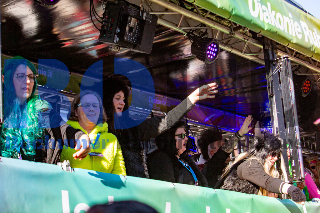 JEM_WATKAR20250302-61 | bond - Realisiert mit Pictrs.com