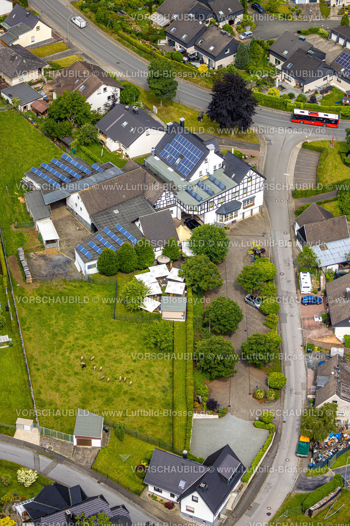 Arnsberg220601144 | Luftbild, Landgasthof Hoffmann, Rumbeck, Arnsberg, Sauerland, Nordrhein-Westfalen, Deutschland