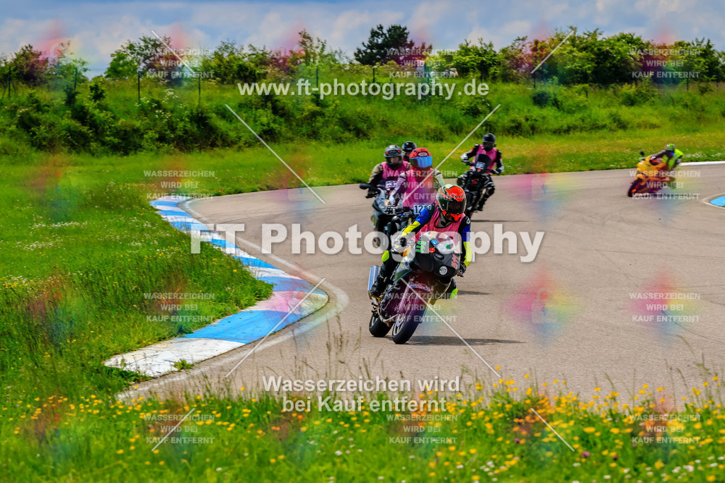 MotoTeam-0011 | Hier findet Ihr Bilder von Touristenfahrten auf der Nürburgring Nordschleife oder von anderen Veranstaltungen die ich besucht habe. Viel Spass beim Durch Schauen 