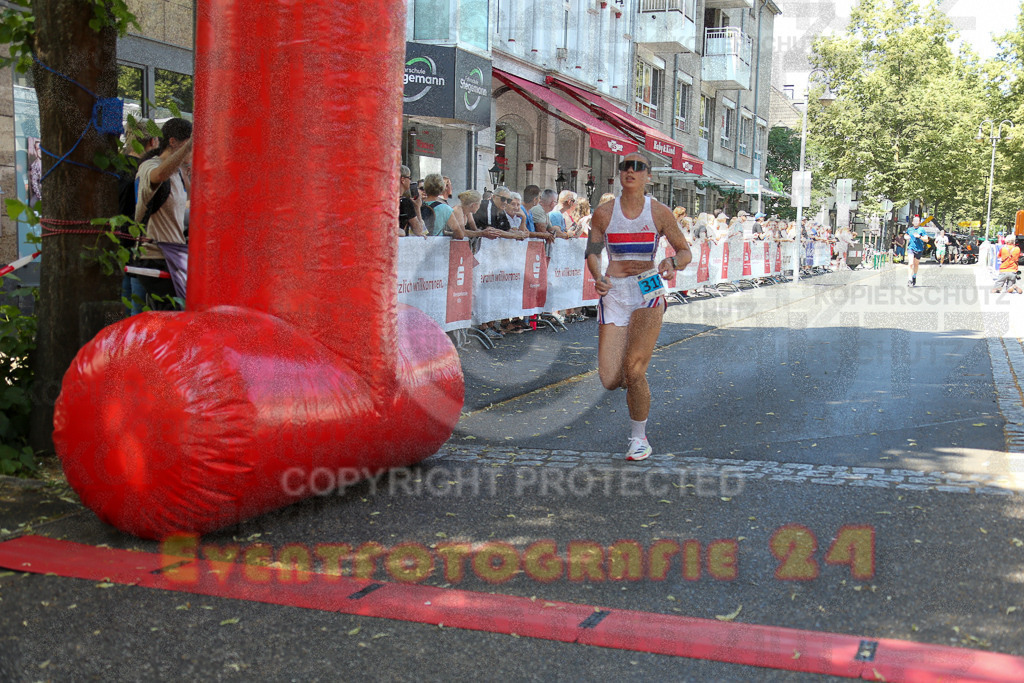 250621_1154_EX1_4300 | Sportfotografie im Rhein-Sieg Kreis, Köln, Bonn, NRW, Rheinland Pfalz, Hessen, etc. Unser Tätigkeitsfeld umfasst den Laufsport vom Volkslauf über den Marathon, Duathlon, Triathon bis zum Ultralauf wie Kölnpfad Ultra oder Schindertrail.