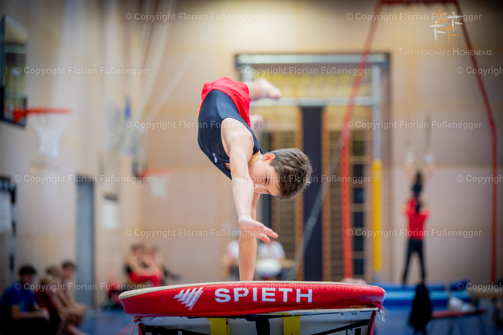 Promo-18 | "Fussifoto.com – Ihr Ansprechpartner für hochwertige Fotografie! Entdecken Sie kreative Bilder und professionelle Dienstleistungen. Kontaktieren Sie uns für Ihre Projekte!"