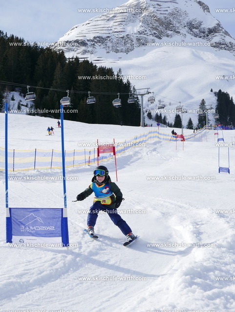 Karla(2) | Photos von der Skischule Warth - Realisiert mit Pictrs.com