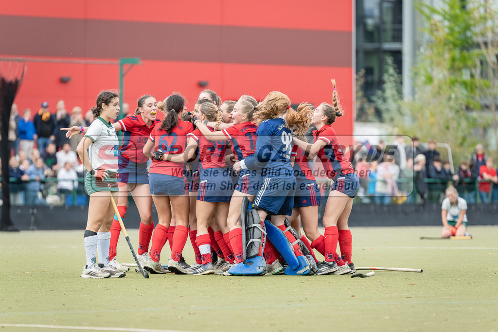 HK_20231022_106137 | Finale Deutsche Meisterschaft Feld WU16 Uhlenhorst Mülheim - Düsseldorfer HC am 22.10.2023 DHC, Düsseldorf ,