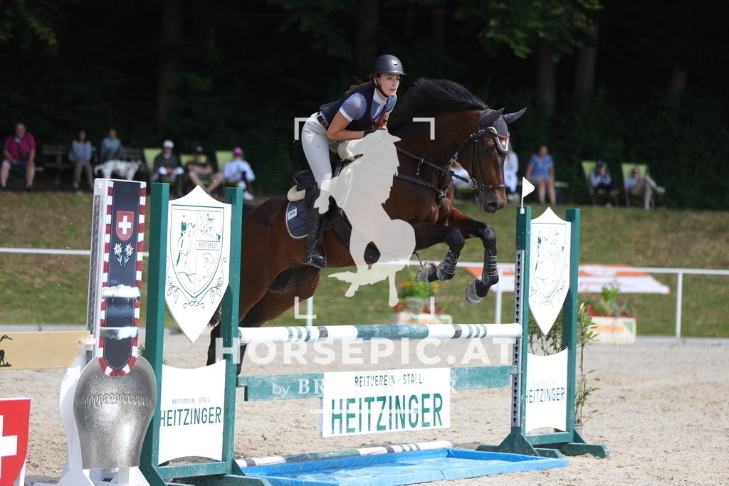 0P6A8639 | Willkommen bei Brunnmayr - Design & Fotografie – Ihrem Spezialisten für Reitturniere und Pferdeveranstaltungen in Oberösterreich, Salzburg und Bayern! Seit über 17 Jahren sind wir leidenschaftlich dabei.