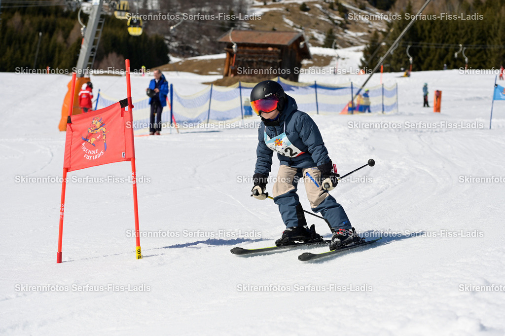 SRF_27.02.2026_886 | Skirennfotos,Serfaus,Fiss,Ladis,Kinderskirennen,Winter,Tirol,Oberland,skirace,SFL,feelfree,weil wir's genießen,ski,Ski,skifahren,Sonnenplateau, - Realisiert mit Pictrs.com