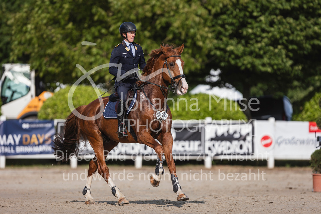 250531_MayDays_2Ph-S1-525 | Deine schönsten Turniermomente als professionelle Fotos! Entdecke hochwertige Pferdesport-Fotografie im Online-Shop. Jetzt Fotos finden & bestellen!