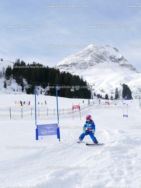 Mailin(4) | Photos von der Skischule Warth - Realisiert mit Pictrs.com