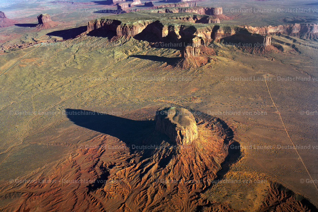 USA5536 | Monument Valley, Arizona, USA 1999